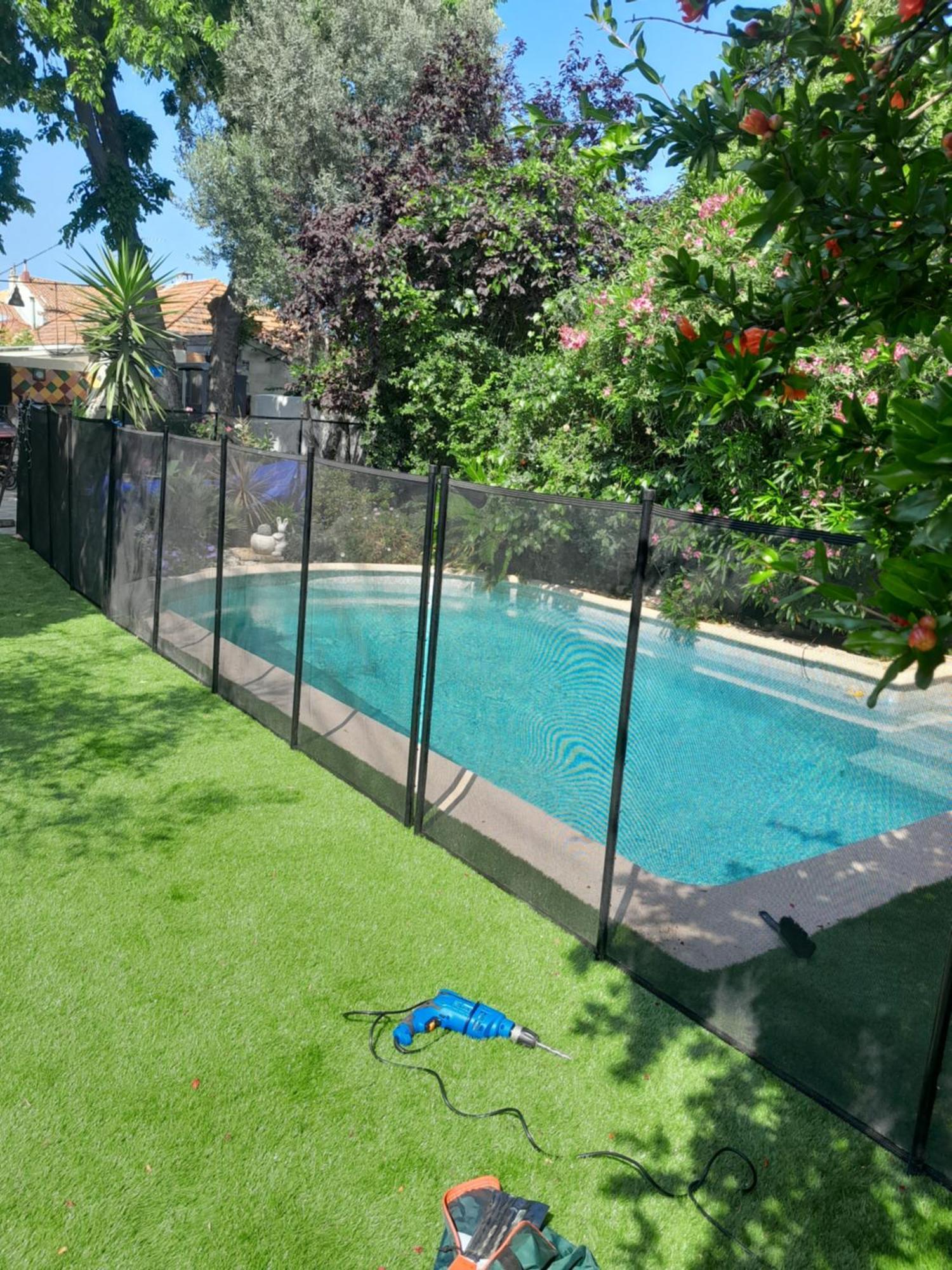 Appartement En Sous Sol De Villa Avec Acces Jardin Et Piscine Marseille Luaran gambar
